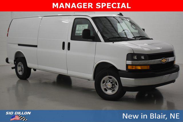 2025 Chevrolet Express Cargo Van RWD 3500 Extended Wheelbase WT