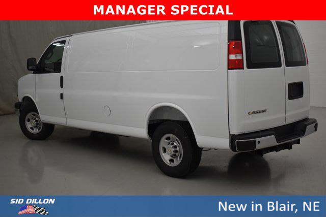 2025 Chevrolet Express Cargo Van RWD 3500 Extended Wheelbase WT