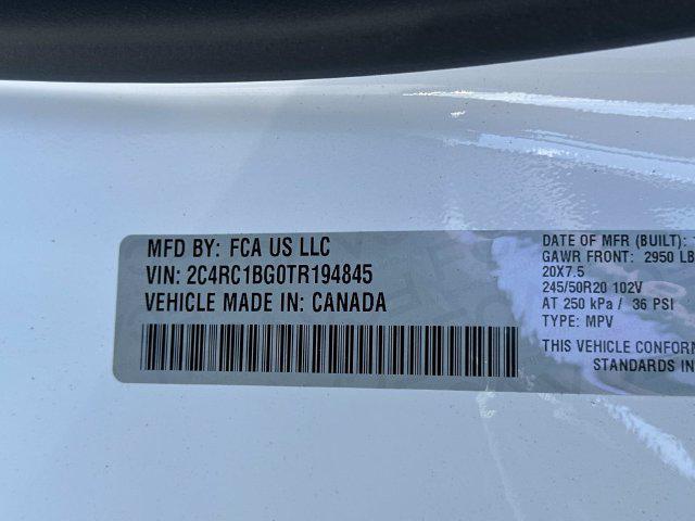 2026 Chrysler Pacifica Select