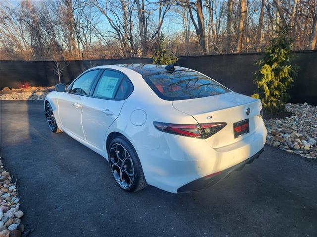 2024 Alfa Romeo Giulia Veloce AWD