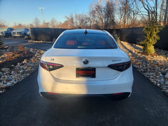 2024 Alfa Romeo Giulia Veloce AWD