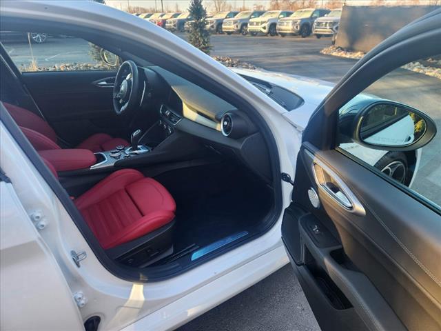 2024 Alfa Romeo Giulia Veloce AWD