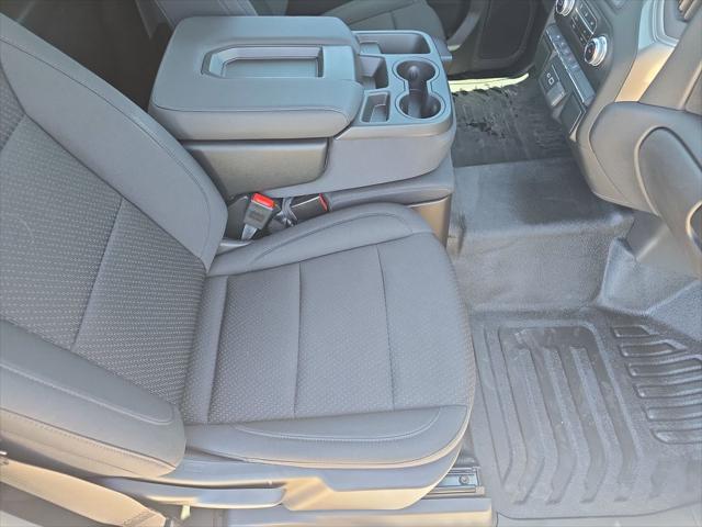 2025 GMC Sierra 1500 4WD Regular Cab Standard Box Pro