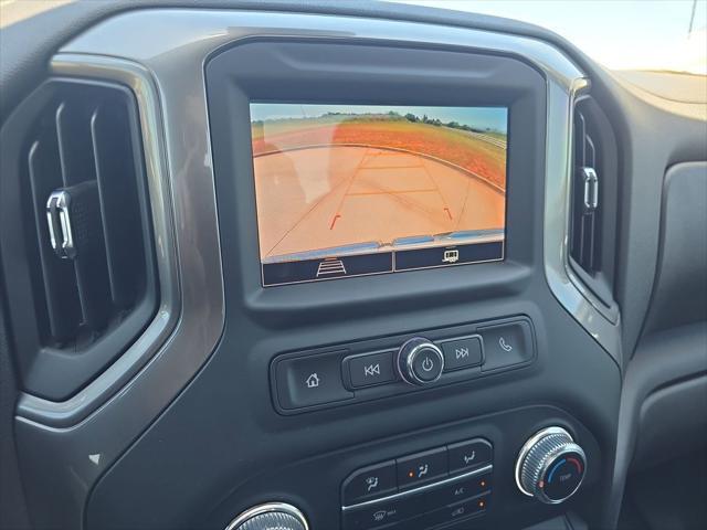 2025 GMC Sierra 1500 4WD Regular Cab Standard Box Pro
