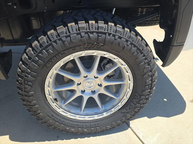 2025 GMC Sierra 1500 4WD Regular Cab Standard Box Pro