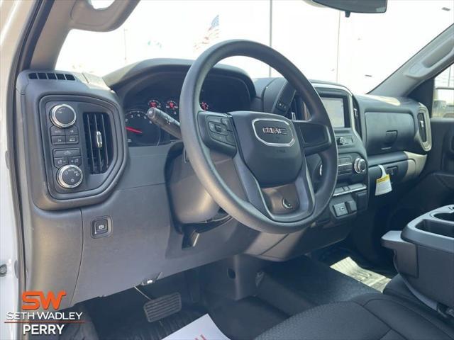 2025 GMC Sierra 1500 4WD Crew Cab Short Box Pro