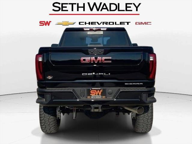 2025 GMC Sierra 2500HD 4WD Crew Cab Standard Bed Denali