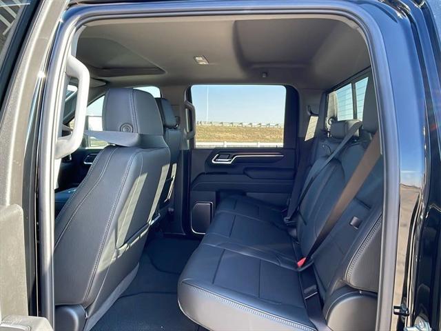 2025 GMC Sierra 2500HD 4WD Crew Cab Standard Bed Denali