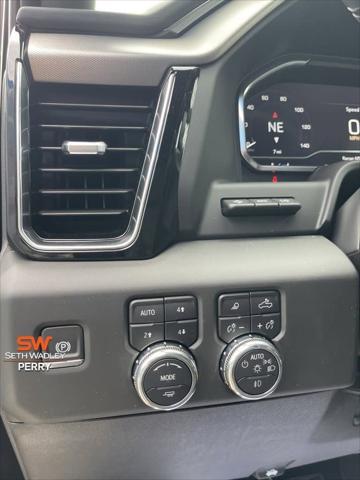 2025 GMC Sierra 2500HD 4WD Crew Cab Standard Bed Denali