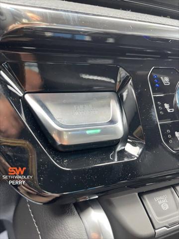 2025 GMC Sierra 2500HD 4WD Crew Cab Standard Bed Denali