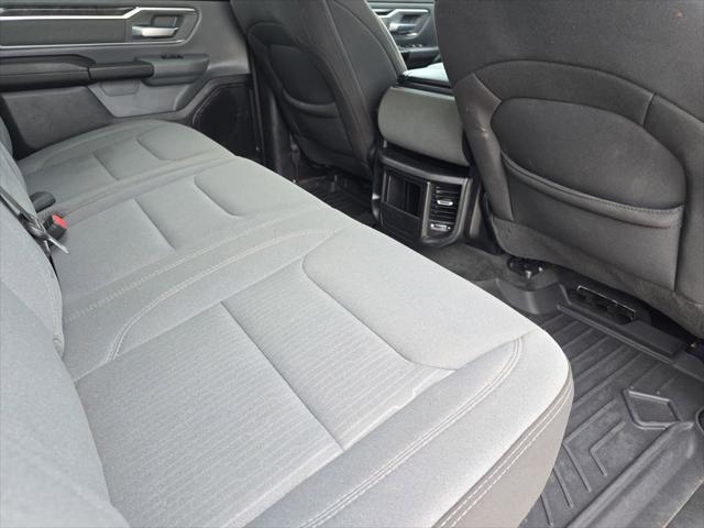 2022 Ram 1500 Big Horn Crew Cab 4x4 5'7" Box