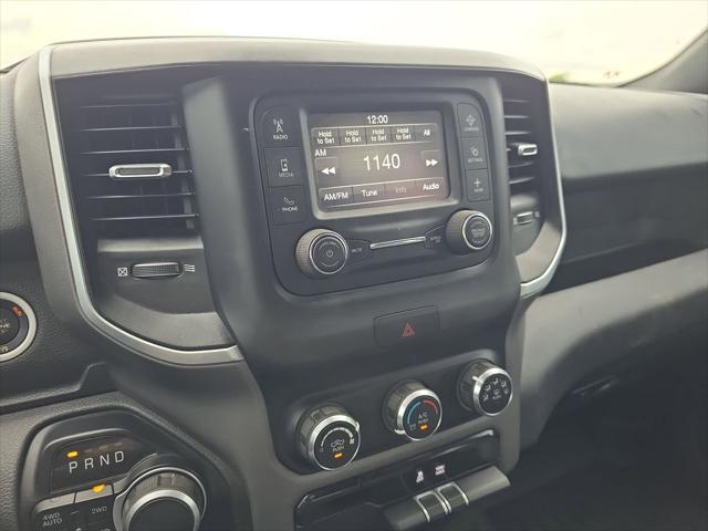 2022 Ram 1500 Big Horn Crew Cab 4x4 5'7" Box