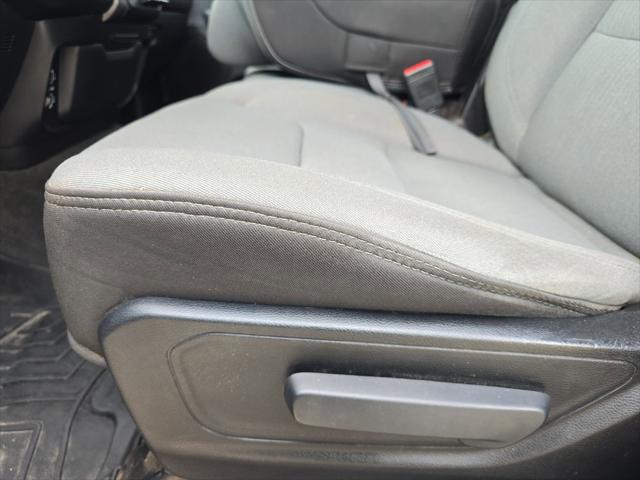 2022 Ram 1500 Big Horn Crew Cab 4x4 5'7" Box