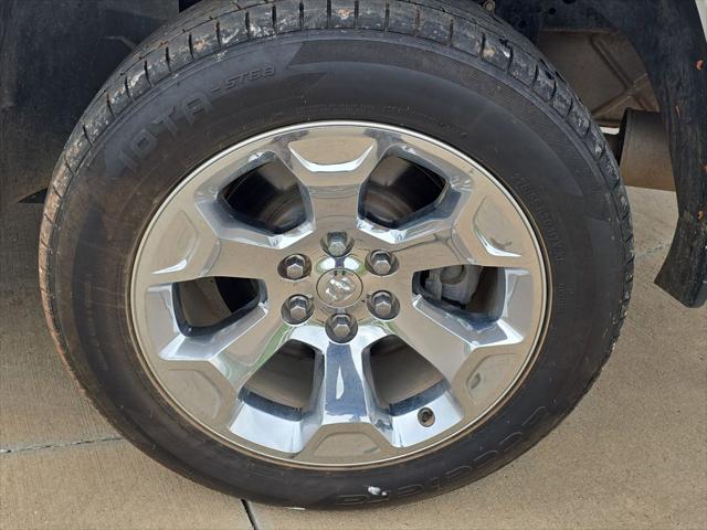 2022 Ram 1500 Big Horn Crew Cab 4x4 5'7" Box