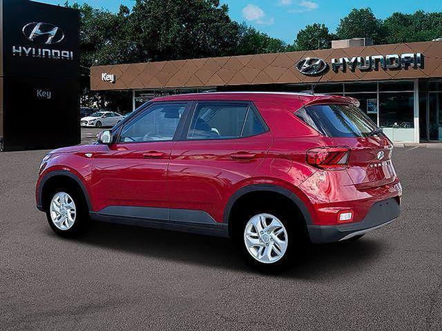 2026 Hyundai Venue SE