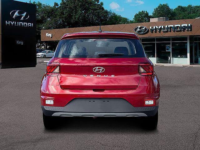 2026 Hyundai Venue SE