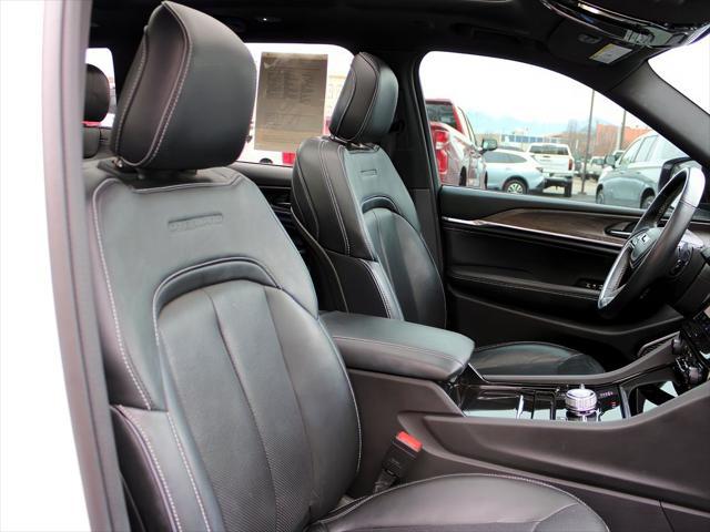 2022 Jeep Grand Cherokee Overland 4x4