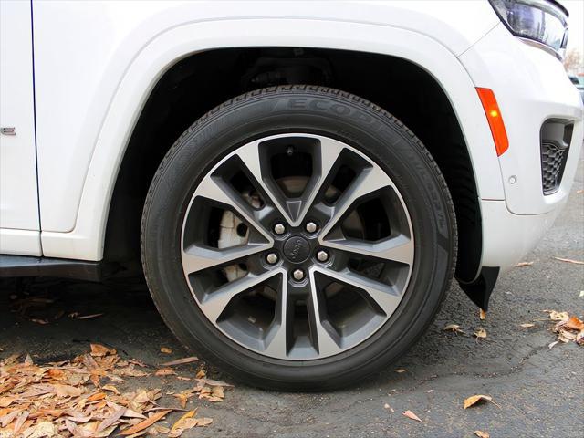 2022 Jeep Grand Cherokee Overland 4x4