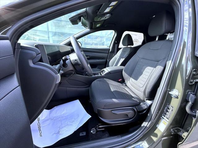 2025 Hyundai Santa Cruz SE
