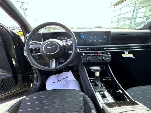 2025 Hyundai Santa Cruz SE