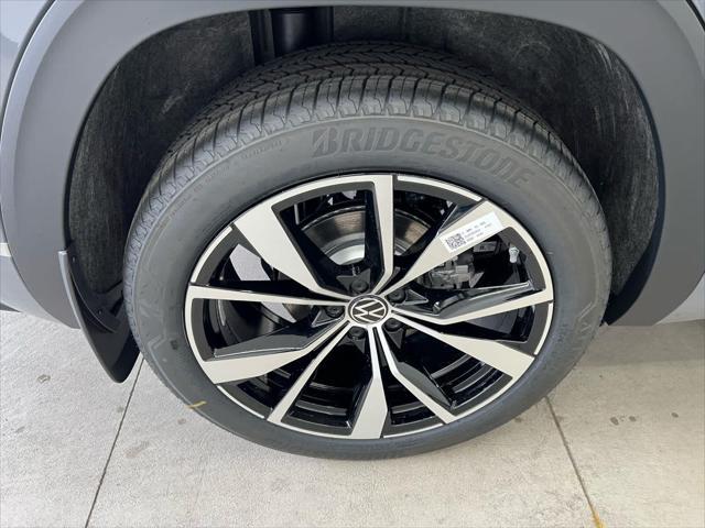 2026 Volkswagen Atlas Cross Sport SEL Premium R-Line