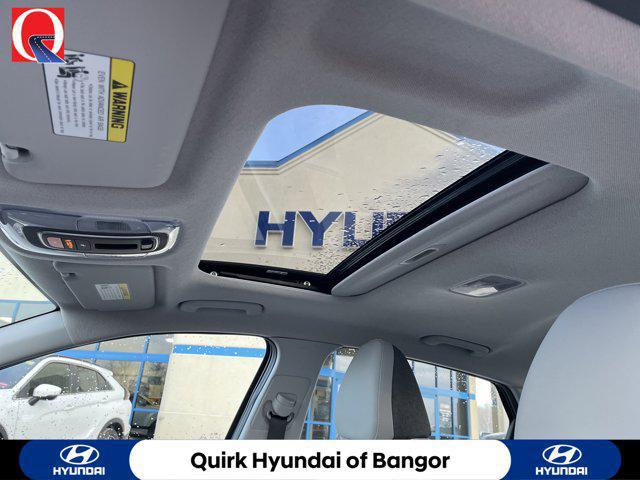 2024 Hyundai Elantra Hybrid Limited