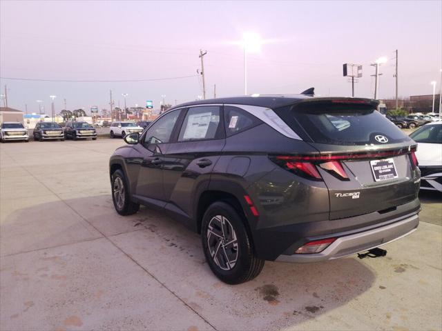 2026 Hyundai Tucson Hybrid Blue SE