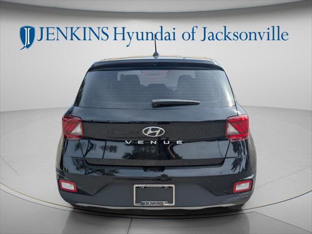 2026 Hyundai Venue SE