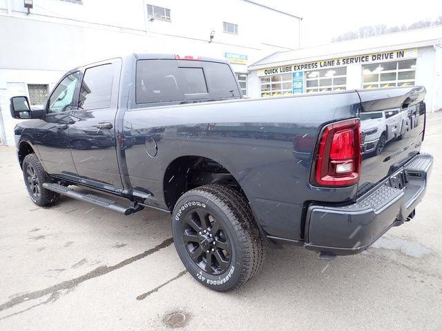 2026 RAM Ram 2500 RAM 2500 BLACK EXPRESS CREW CAB 4X4 64 BOX