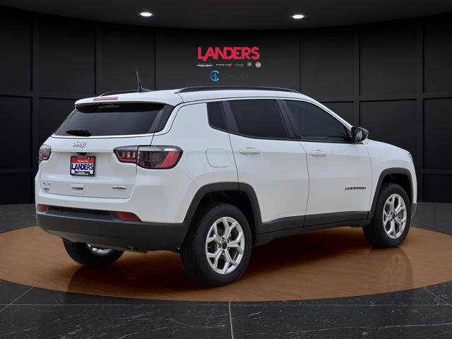 2026 Jeep Compass COMPASS LATITUDE 4X4