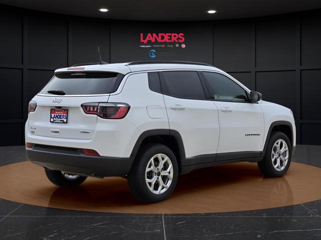 2026 Jeep Compass COMPASS LATITUDE 4X4