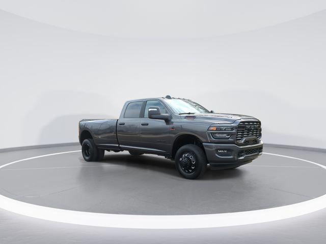 2026 RAM Ram 3500 RAM 3500 BIG HORN CREW CAB 4X4 8 BOX