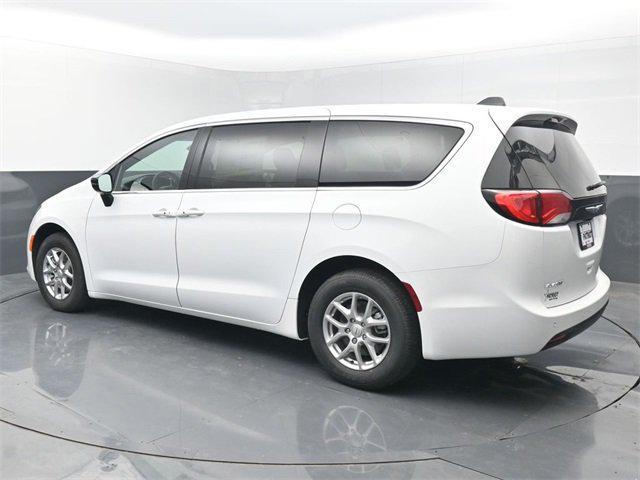 2026 Chrysler Voyager VOYAGER LX