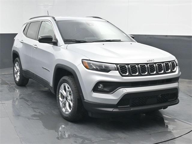 2026 Jeep Compass COMPASS LATITUDE 4X4