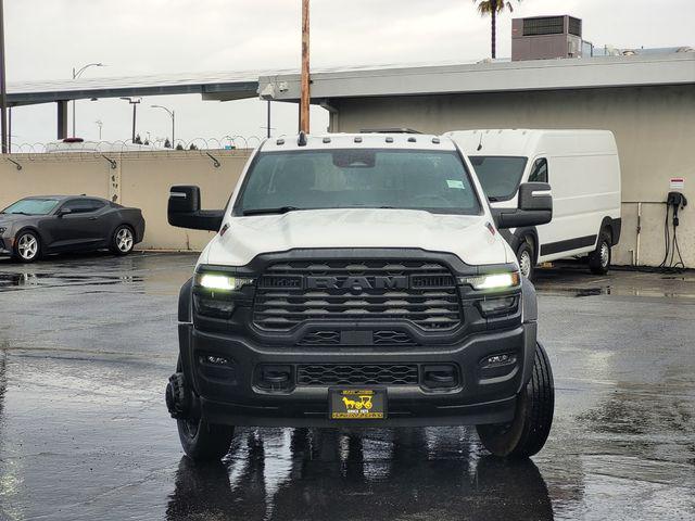 2026 RAM Ram 5500 Chassis Cab RAM 5500 TRADESMAN CHASSIS CREW CAB 4X4 60 CA