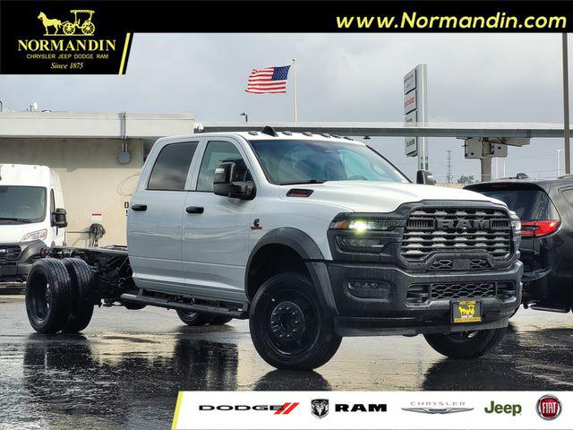 2026 RAM Ram 5500 Chassis Cab RAM 5500 TRADESMAN CHASSIS CREW CAB 4X4 60 CA