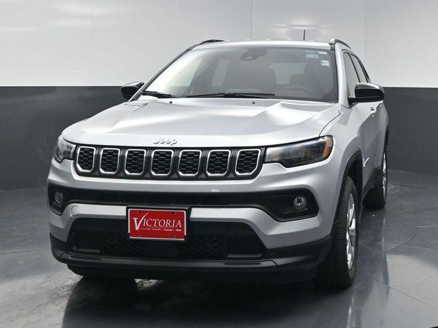 2026 Jeep Compass COMPASS LATITUDE 4X4
