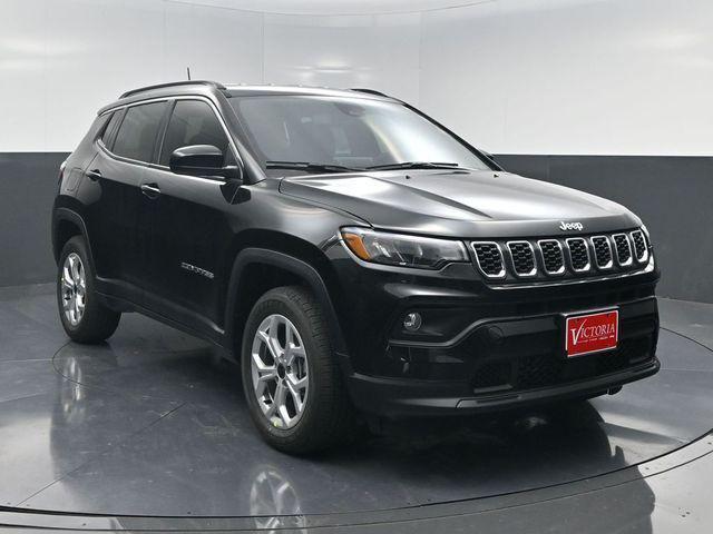 2026 Jeep Compass COMPASS LATITUDE 4X4