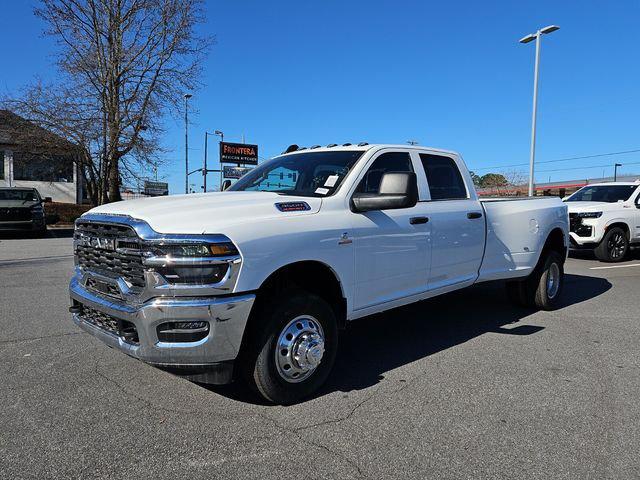 2026 RAM Ram 3500 RAM 3500 TRADESMAN CREW CAB 4X4 8 BOX