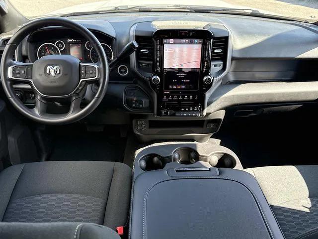 2026 RAM Ram 3500 RAM 3500 TRADESMAN CREW CAB 4X4 8 BOX