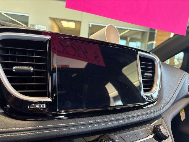 2026 Chrysler Pacifica Select AWD