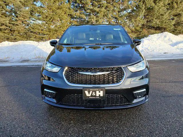 2026 Chrysler Pacifica PACIFICA SELECT AWD