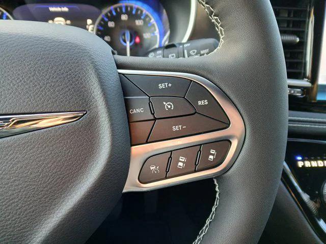 2026 Chrysler Pacifica Select AWD