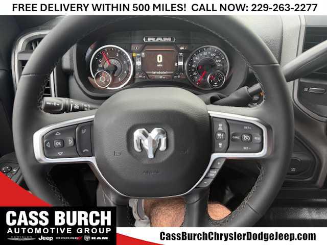 2026 Ram 3500 Tradesman Crew Cab 4x4 8' Box