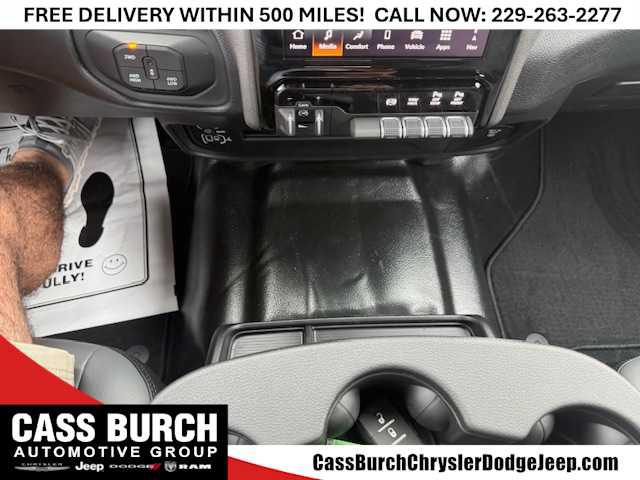 2026 Ram 3500 Tradesman Crew Cab 4x4 8' Box