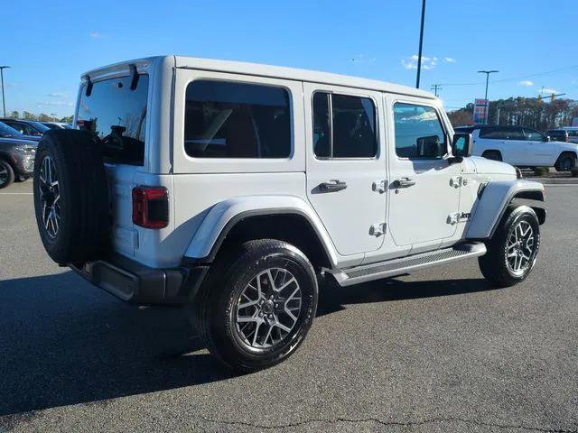 2026 Jeep Wrangler 4-Door Sahara 4x4