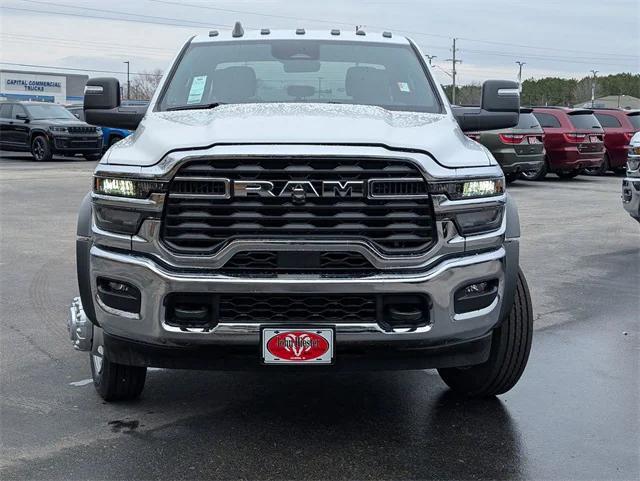 2026 RAM Ram 5500 Chassis Cab RAM 5500 TRADESMAN CHASSIS CREW CAB 4X4 84 CA 2026 RAM Ram 5500 Chassis Cab RAM 5500 TRADESMAN CHASSIS CREW CAB 4X4 84 CA