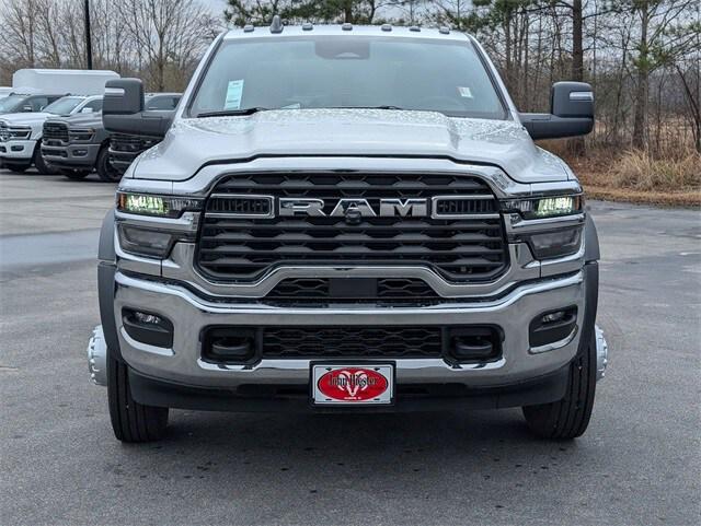 2026 RAM Ram 5500 Chassis Cab RAM 5500 TRADESMAN CHASSIS CREW CAB 4X4 84 CA