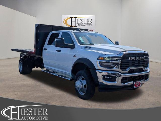 2026 RAM Ram 5500 Chassis Cab RAM 5500 TRADESMAN CHASSIS CREW CAB 4X4 84 CA