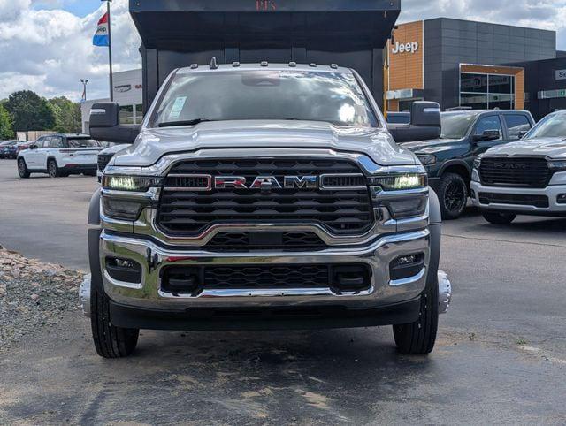 2026 RAM Ram 5500 Chassis Cab RAM 5500 TRADESMAN CHASSIS CREW CAB 4X4 84 CA 2026 RAM Ram 5500 Chassis Cab RAM 5500 TRADESMAN CHASSIS CREW CAB 4X4 84 CA